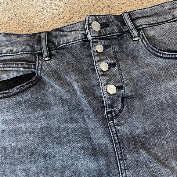 Black Dynamite Jean skirt - Picture 2 of 7